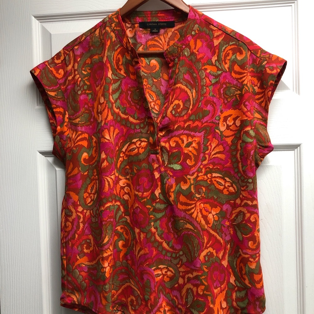 Cynthia Steffe Medium Vibrant Paisley Cap-Sleeve Blouse in Orange, Pink & Green
